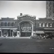 IL-Chicago-Lakeside Exterior